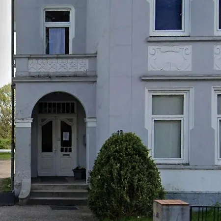 Apartment Einzelzimmer Mit Gemeinschaftsraeumen In *